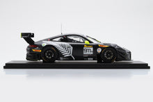 Load image into Gallery viewer, 🔴 1:18 Porsche 911 GT3 R #911 Earl Bamber Motorsport 2019 Bathurst 12 Hour - Romain Dumas / Mathieu Jaminet / Sven Müller (18SP216)