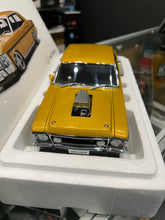 Load image into Gallery viewer, 1:18 Ford Falcon XW Sedan Street Machine Gold Rush Hellion
