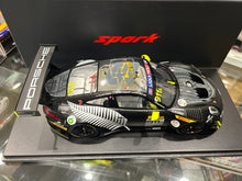 Load image into Gallery viewer, 🔴 1:18 Porsche 911 GT3 R #911 Earl Bamber Motorsport 2019 Bathurst 12 Hour - Romain Dumas / Mathieu Jaminet / Sven Müller (18SP216)