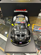Load image into Gallery viewer, 🔴 1:18 Porsche 911 GT3 R #911 Earl Bamber Motorsport 2019 Bathurst 12 Hour - Romain Dumas / Mathieu Jaminet / Sven Müller (18SP216)