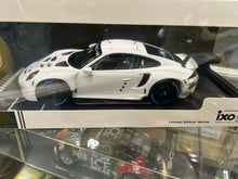 Load image into Gallery viewer, 🟢  1:18 Porsche 911 RSR Plain Body White IXO (LEGT18-23024)
