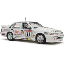 Load image into Gallery viewer, 🟢 1:18 Holden VL Commodore Group A SV 1990 Bathurst 1000 3rd Place Larry Perkins / Tomas Mezera (18870)
