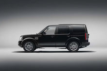 Load image into Gallery viewer, 🟠 IN TRANSIT - 1:18 2014 Land Rover Discovery 4 Black (WA18-02-01)
