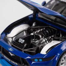 Load image into Gallery viewer, 🟢 1:18 Ford Mustang GT #100 - Ford 100 Years In Australia Special Edition (ACD18F25SE2)
