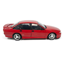 Load image into Gallery viewer, 🟠 PRE ORDER - 1:18 Holden HSV VS GTS Sedan Diablo Red (B182601C)
