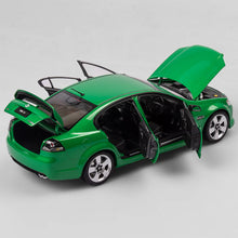 Load image into Gallery viewer, 🟢 1:18 Holden VE Commodore SS V - Atomic Green (ACD18HVE1M)

