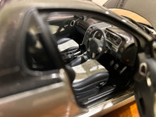 Load image into Gallery viewer, 1:18 Custom Holden Commodore VY Ute Two Tone Metallic Paint (18622)
